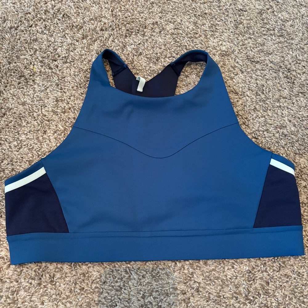 Brooks Drive 3 Pocket Sports Bra